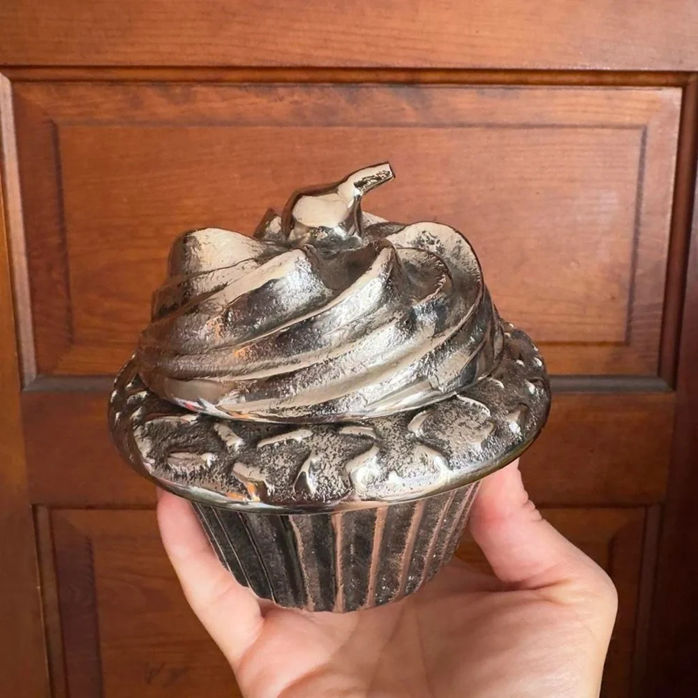Antique Silver Tone Cupcake Trinket box & Teapot Clock